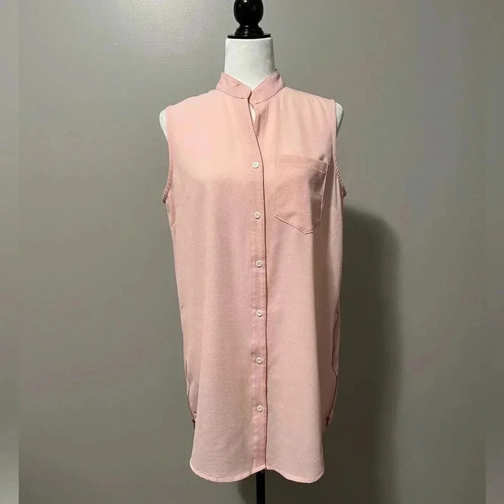 Papillon  Sleeveless Button Down Blouse